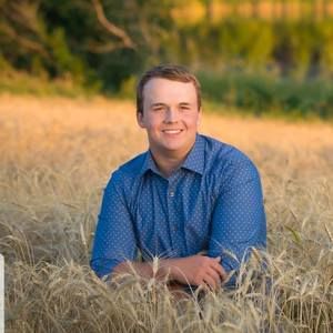 Meet your Posher, Logan